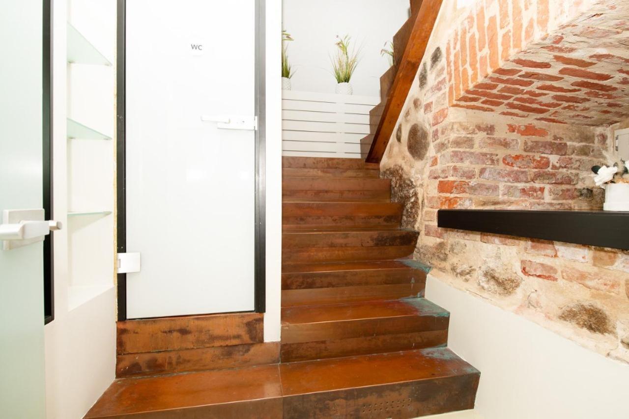 Old Town Luxury Apartment With Sauna تارتو المظهر الخارجي الصورة