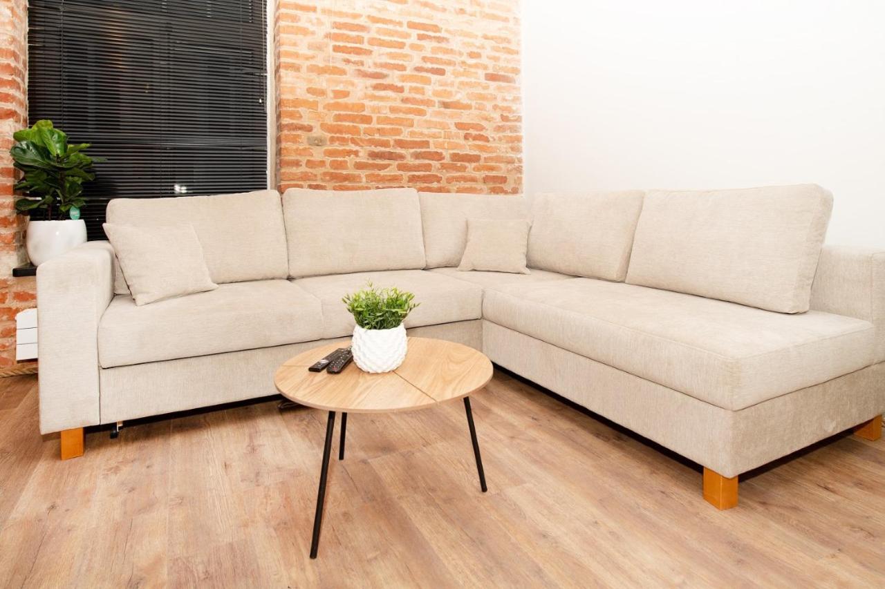 Old Town Luxury Apartment With Sauna تارتو المظهر الخارجي الصورة