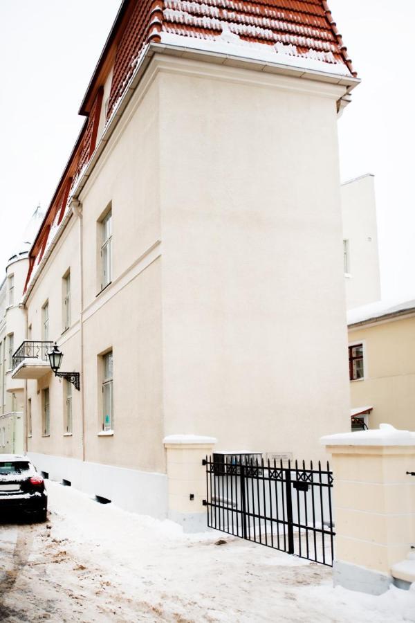 Old Town Luxury Apartment With Sauna تارتو المظهر الخارجي الصورة
